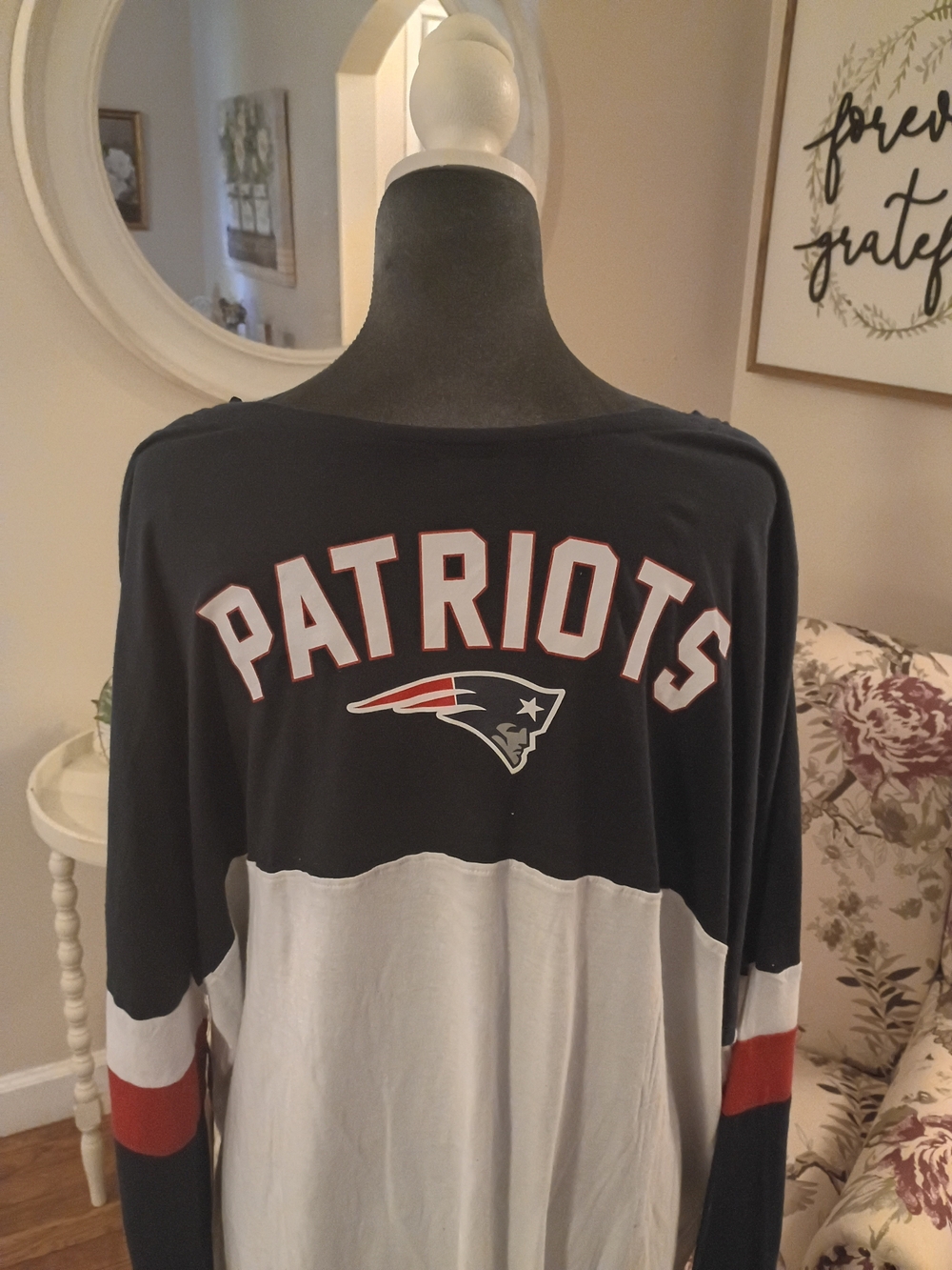 Nwt Patriots Colorblock Long Sleeve Sweater Nfl Apparel Sz. 2x Women's Plus New